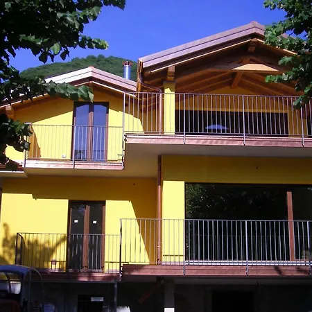 Ferienhaus Attico Lago&monti *